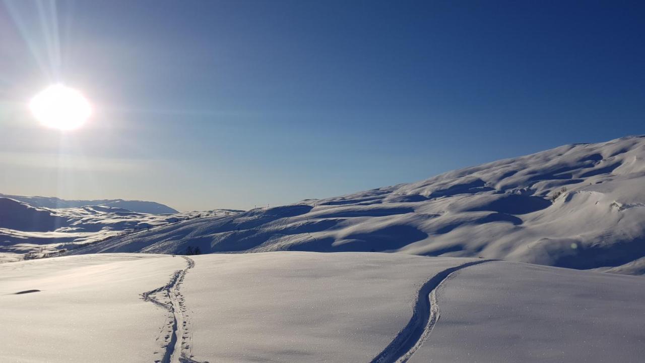 Mlodge - The Mountain Lodge Сондал Екстериор снимка