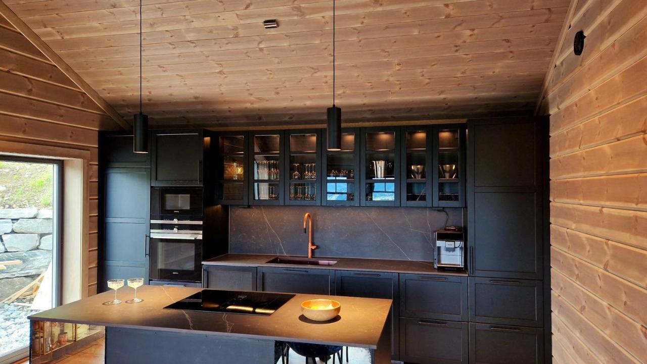 Mlodge - The Mountain Lodge Сондал Екстериор снимка